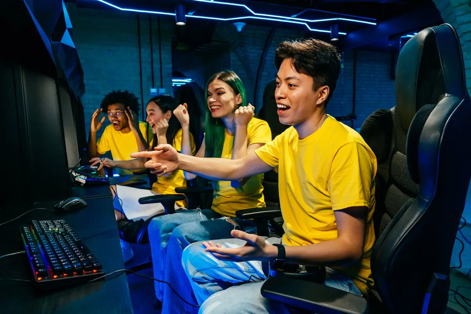 E-sport jako fenomen kulturowy XXI wieku