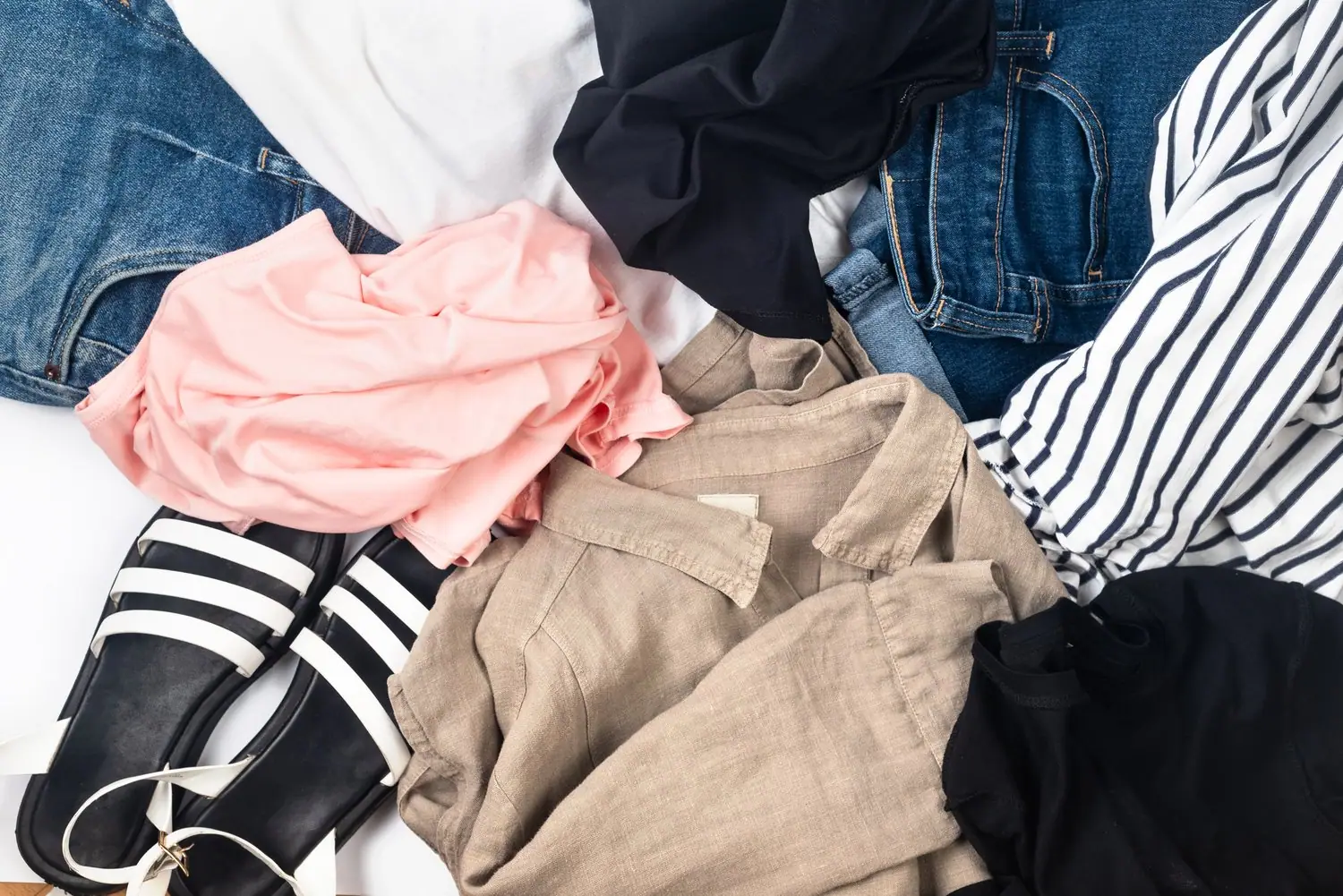 Moda cyrkularna - drugi życie ubrań w gospodarce współdzielenia